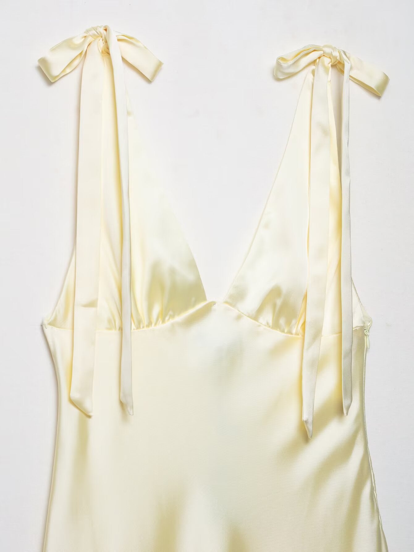 Women’s Satin Bowknot V-Neck Maxi Dress